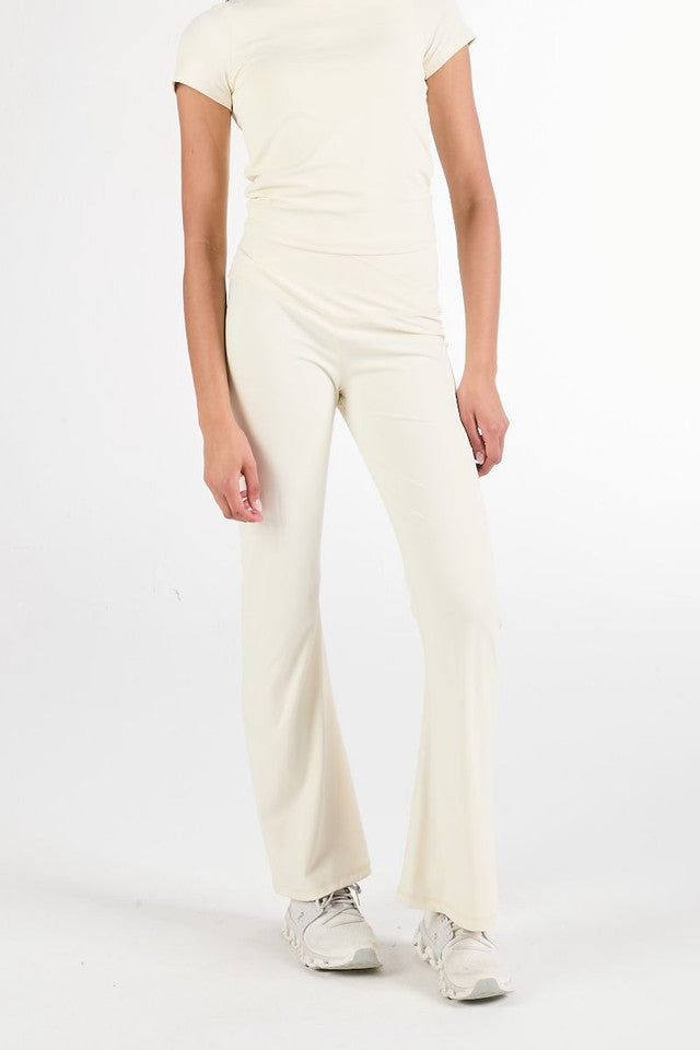 Simply Southern Pearl Flare Legging