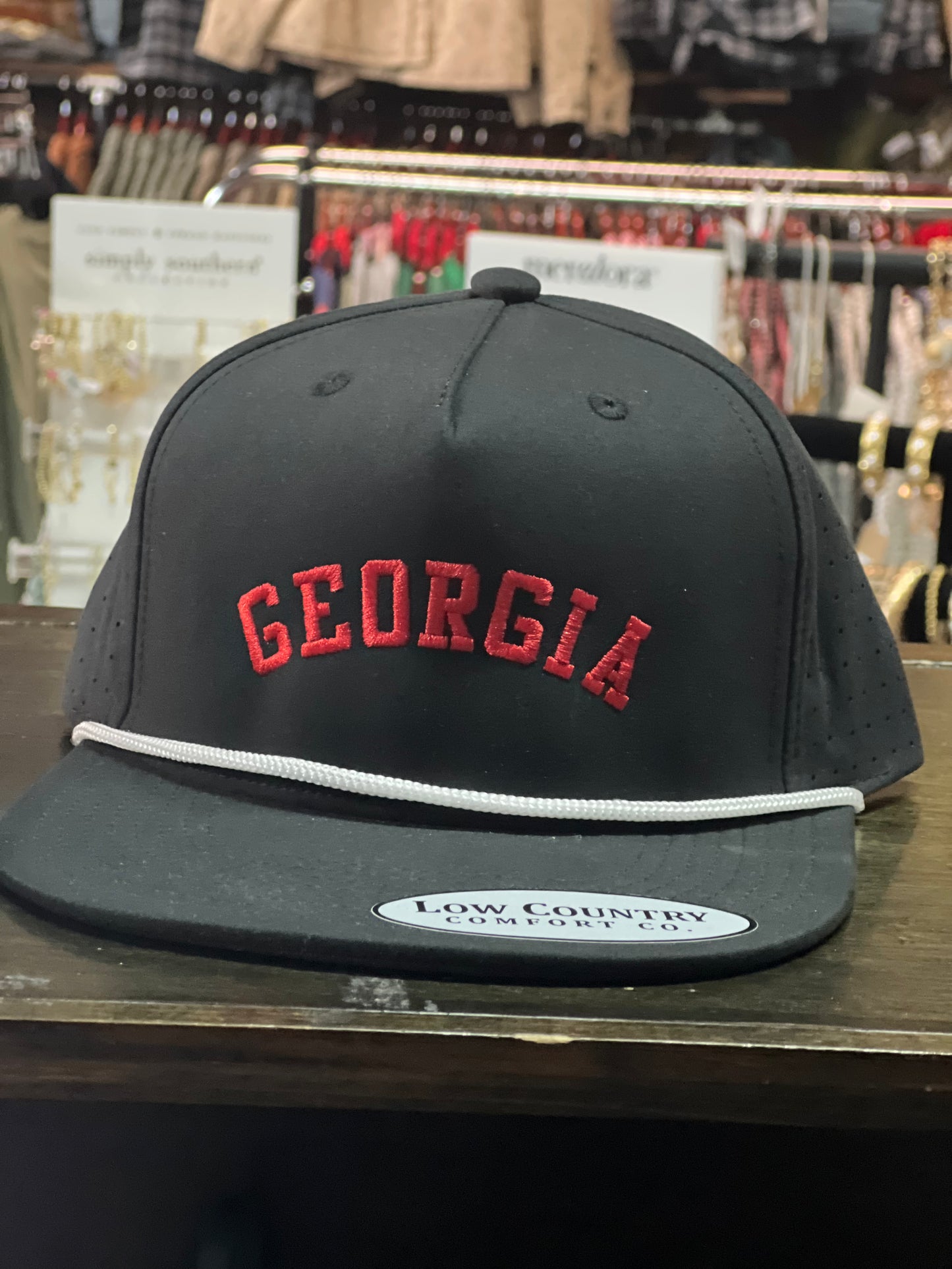 Georgia Arched Red and Black