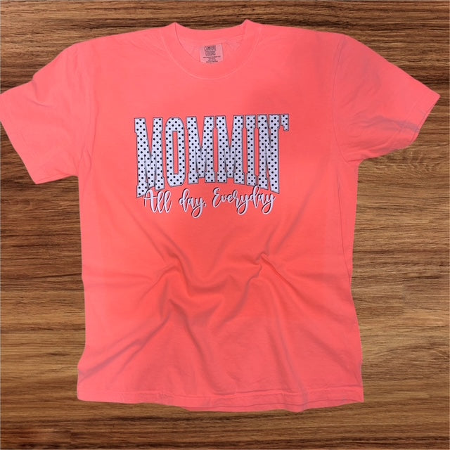 Simply You Mommin All Day Tee
