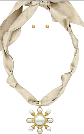 Baroque Pendant Scarf Necklace Set
