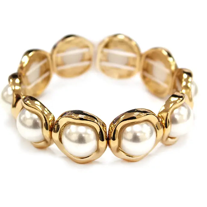 Gold Circle With Pearl Stretch Bracelet
