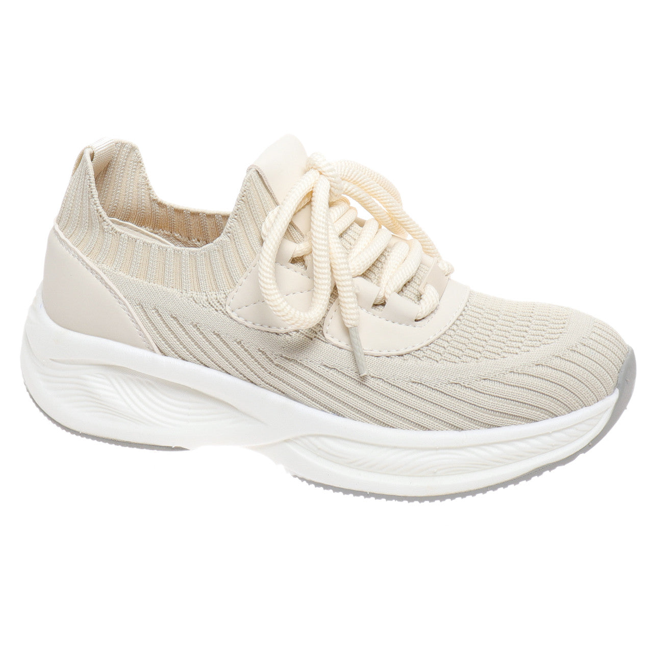 Outwoods Stride Sneaker in Cream