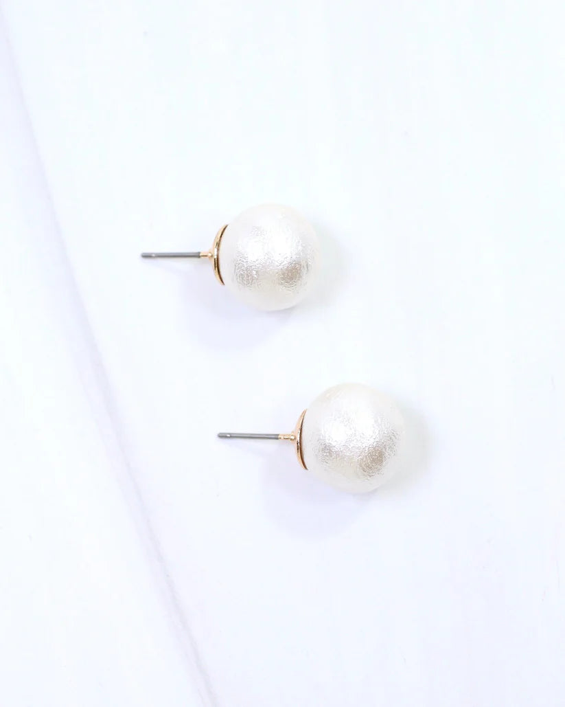Alina Textured Pearl Stud Earring Cream