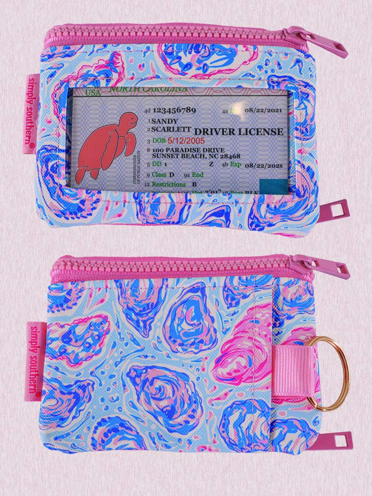 Simply Southern Bag ID Wallet in a Oyster Pattern