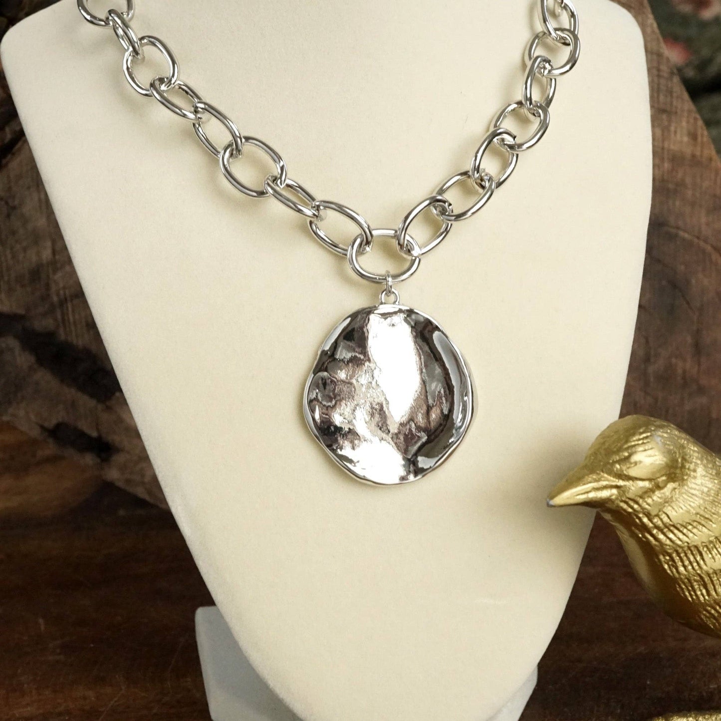 Chunky Chain & Hammered Disc Statement Necklace – Gold or Silver Tone