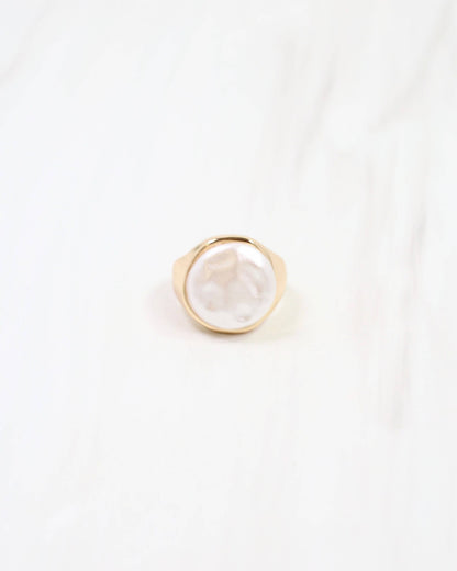 Moorhead Pearl Ring Gold: Default