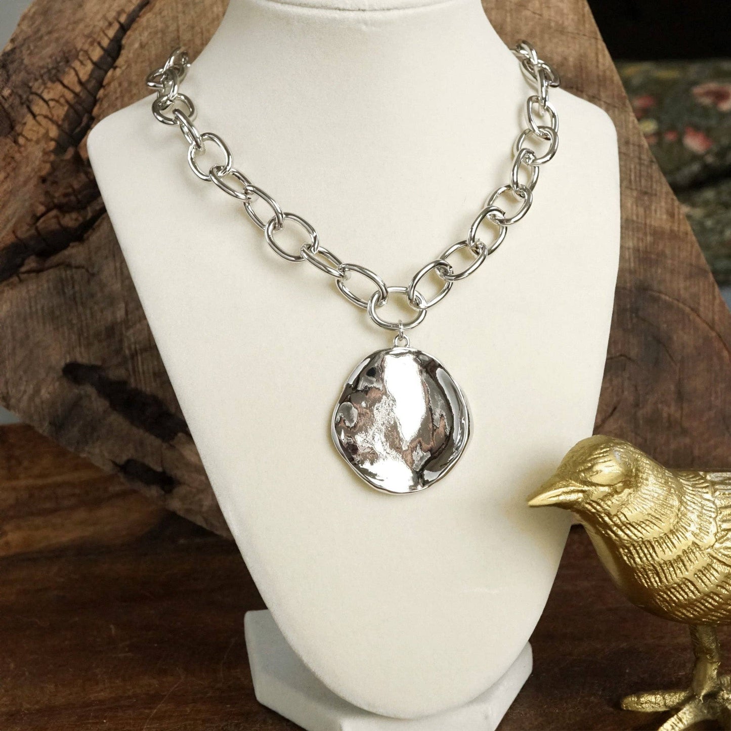 Chunky Chain & Hammered Disc Statement Necklace – Gold or Silver Tone