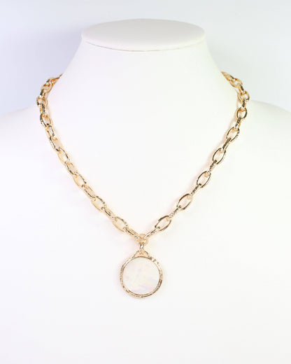 Milan Mother of Pearl Link Necklace Gold: Default