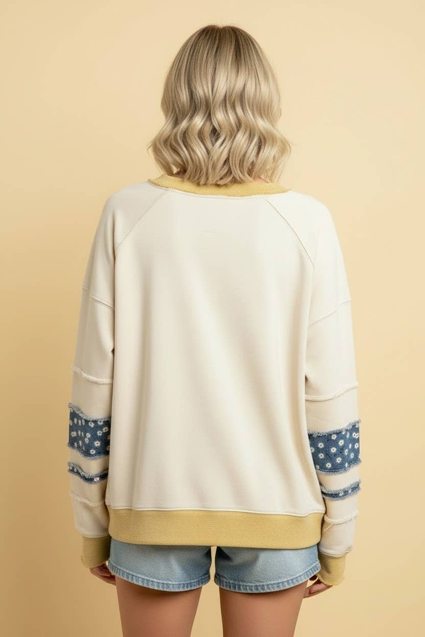 Daisy Appliqué Oversized Sweatshirt - Cream