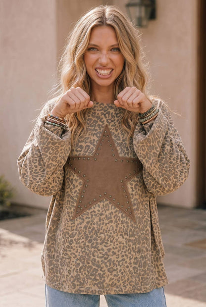 Leopard Print Star Patch Oversized Pullover: TAUPE / S