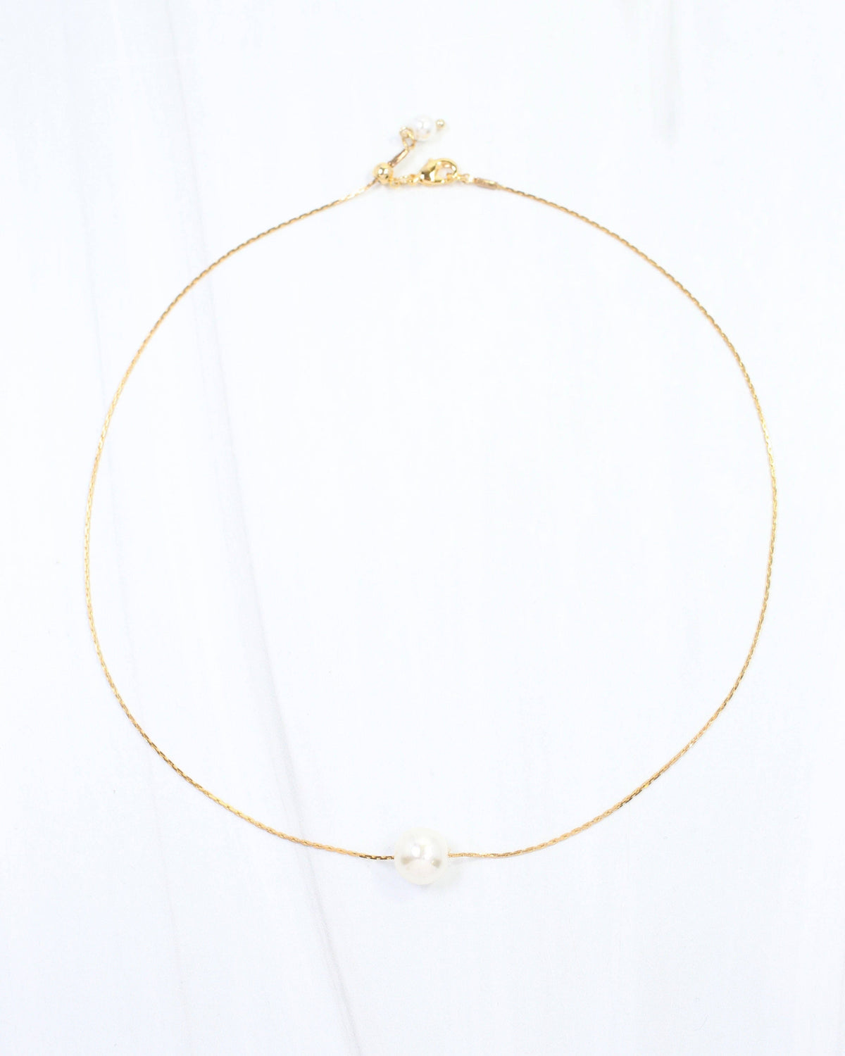 Nora Dainty Pearl Necklace WP Gold: Default