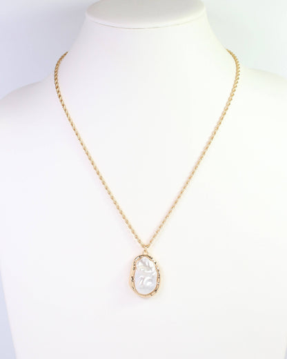 Mount Vernon Pearl Rope Chain Necklace Gold: Default