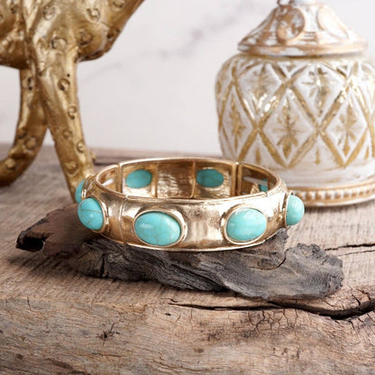 Sunlit Horizon – Wide Golden Bangle with Oval Cabochons