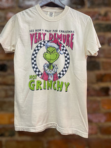 Grinch Very Demure Shortsleeve Tee in Cream