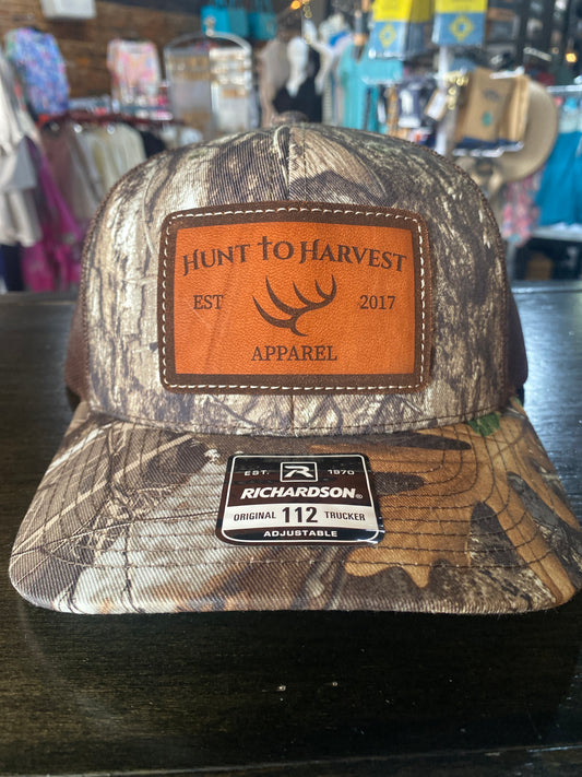 Hunt to Harvest Leather Patch Hat - Mossy Oak Country