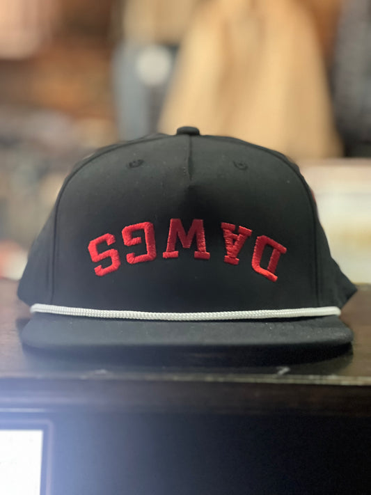 dawgs upside down blk/red hat