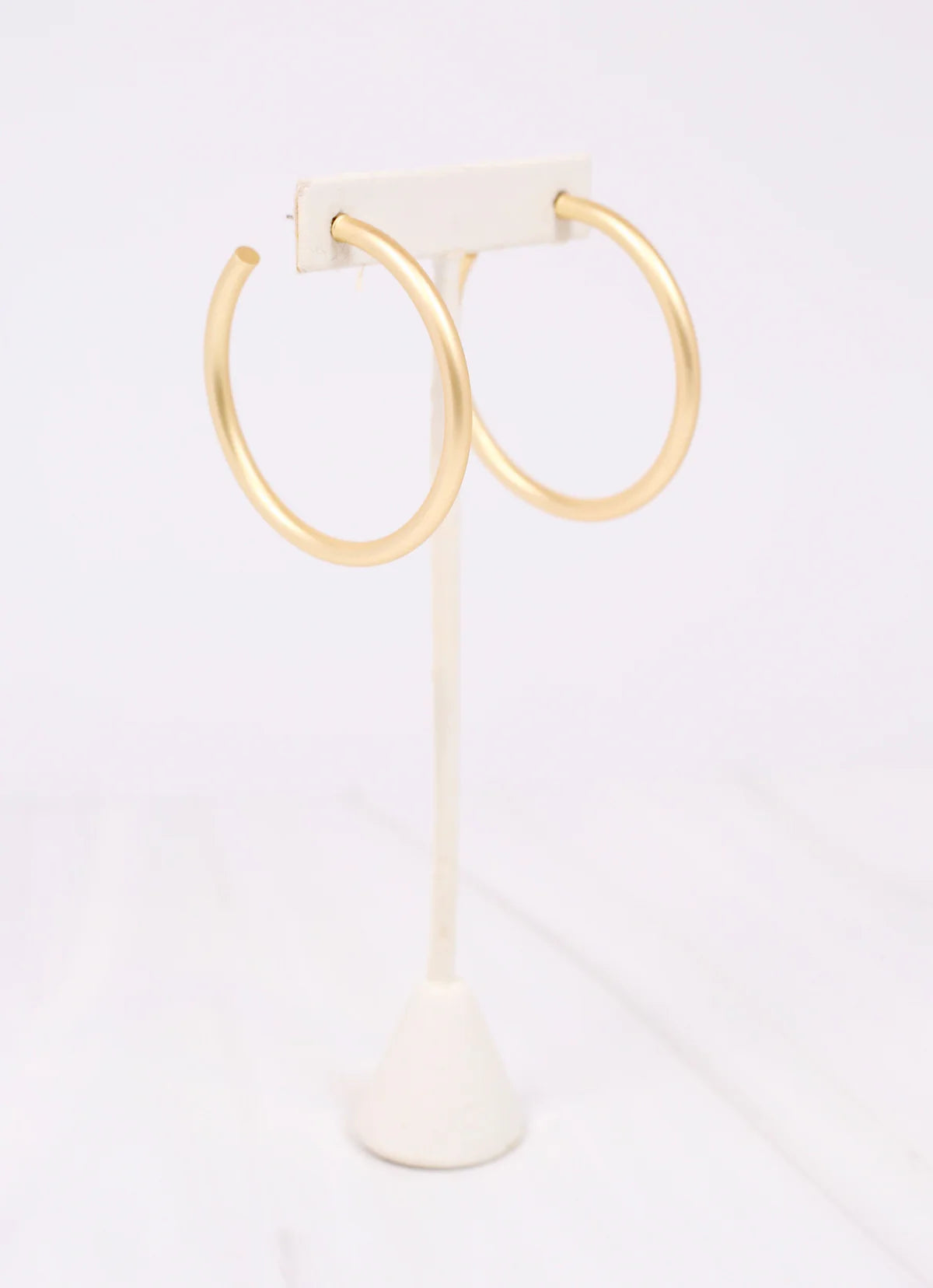 Caroline Hill Arden Satin Hoop Earring MATTE GOLD