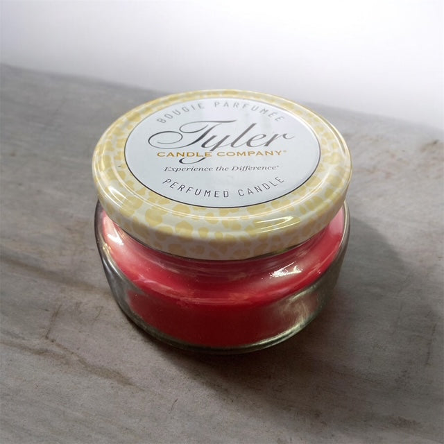 "Red Carpet" 11 oz Prestige Jar Candle