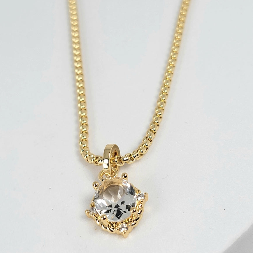 Large Cz Pendant on Gold Round Chain