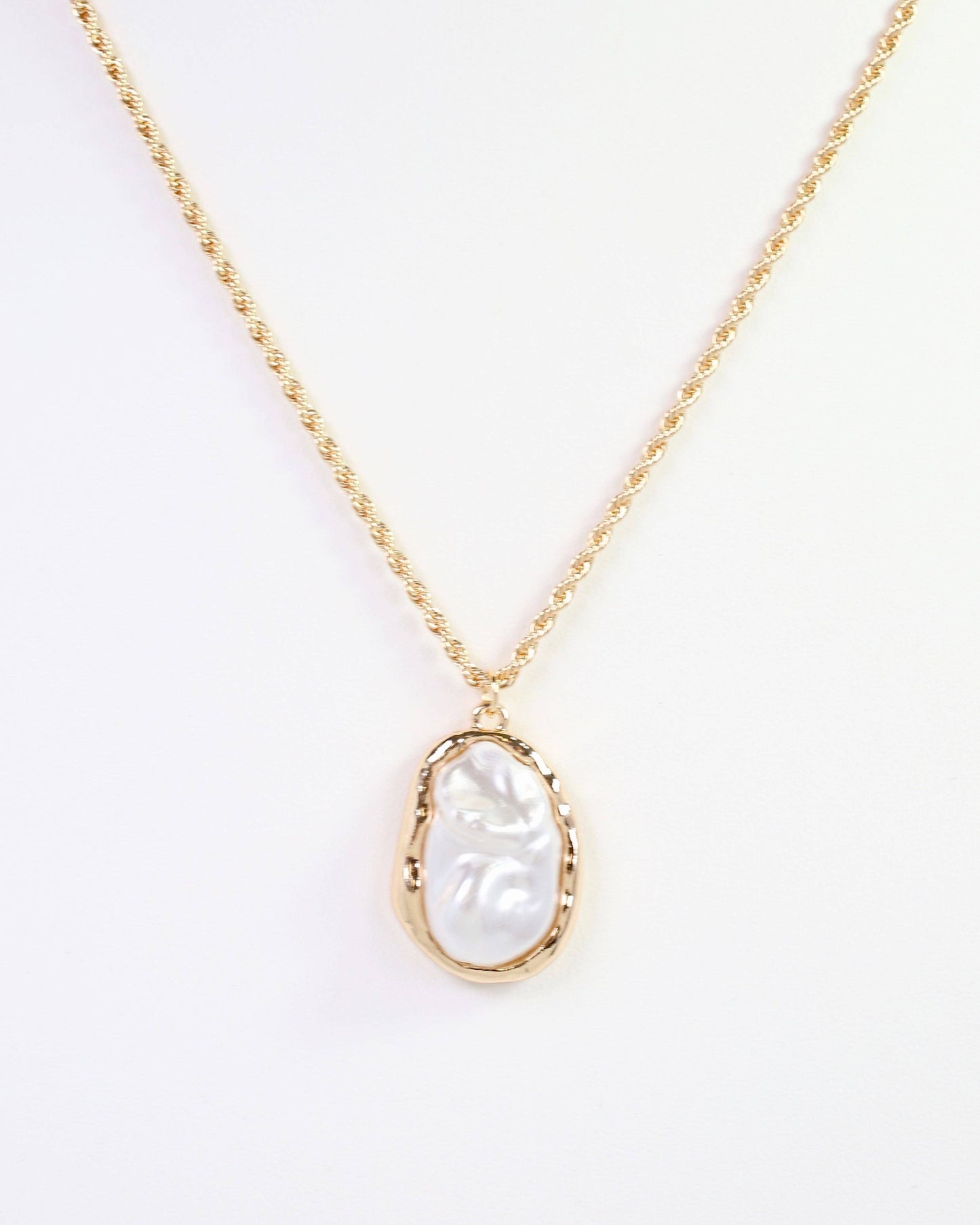 Mount Vernon Pearl Rope Chain Necklace Gold: Default