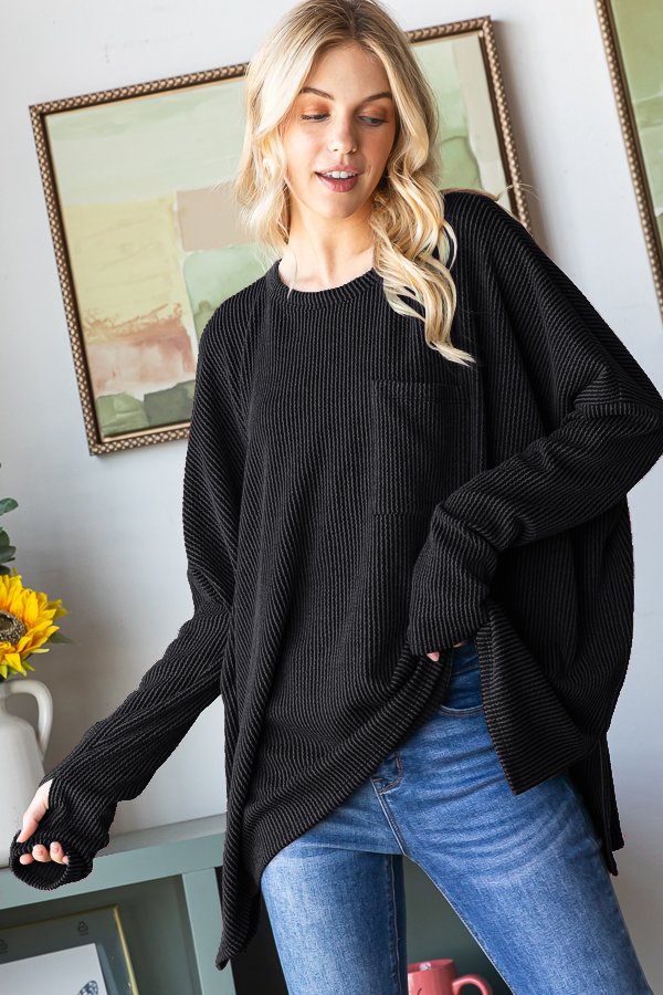 Solid Urban Ribbed Top With Thumb Hole in Black