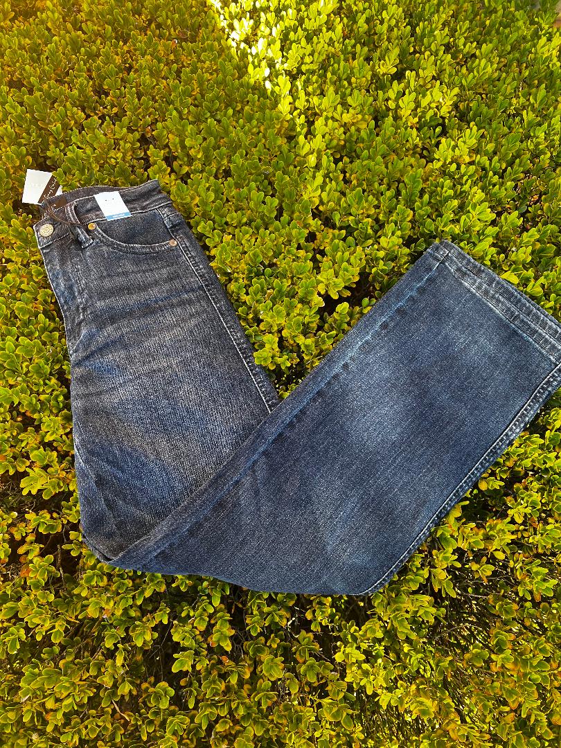 Judy Blue Dark Petite Straight Tummy Conrol Classic Jeans