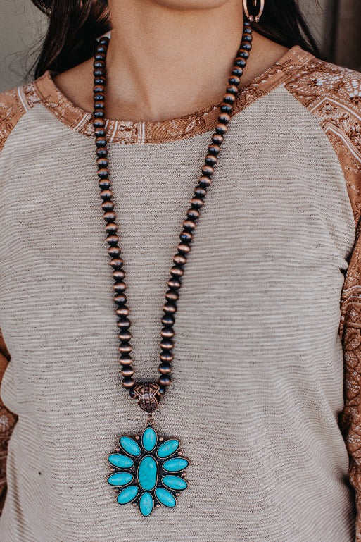 Stunning Turquoise Flower Necklace